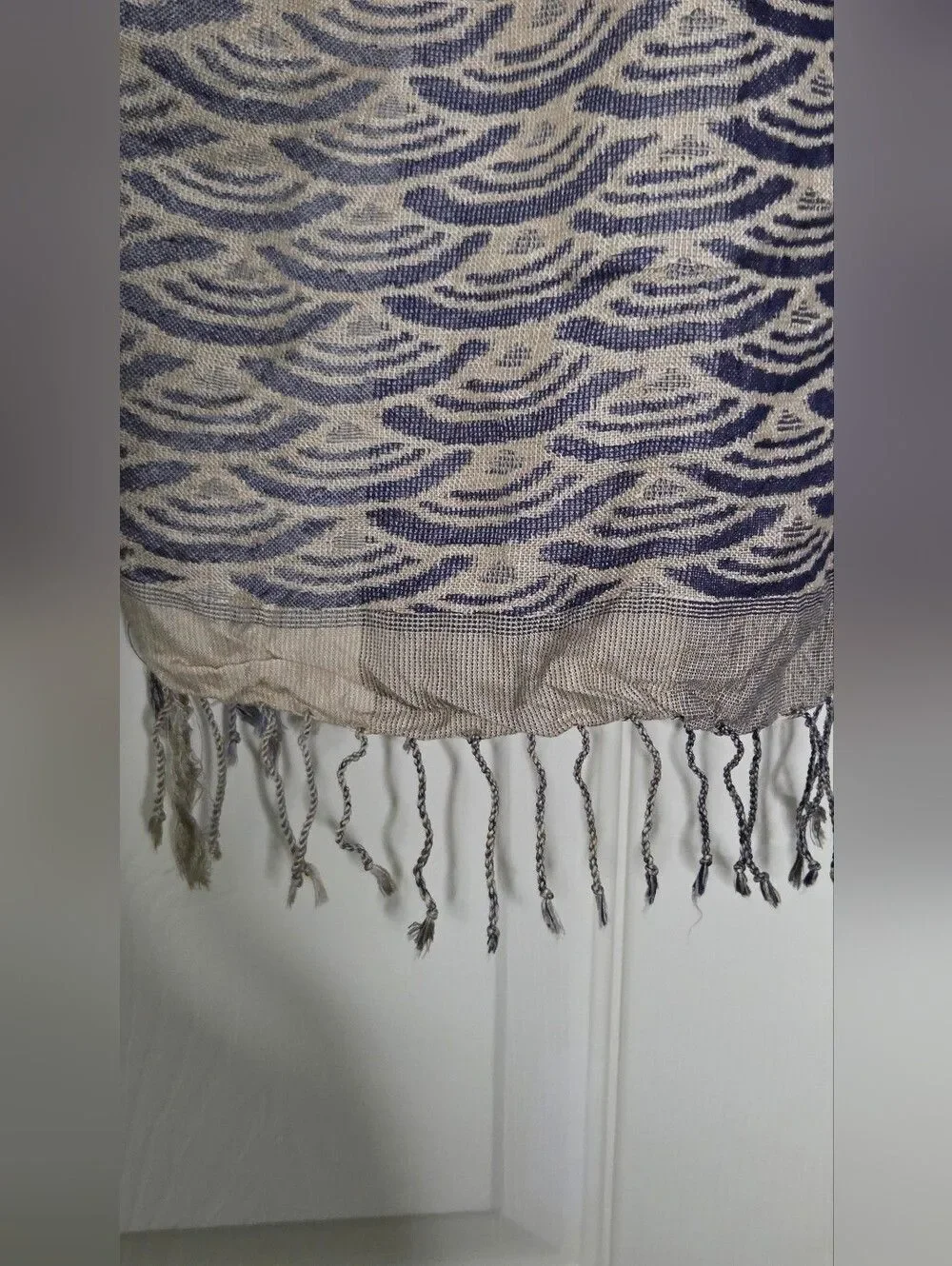 Neeru Kumar 100% Silk Wave Print Scarf Wrap Shawl Blue Cream 21